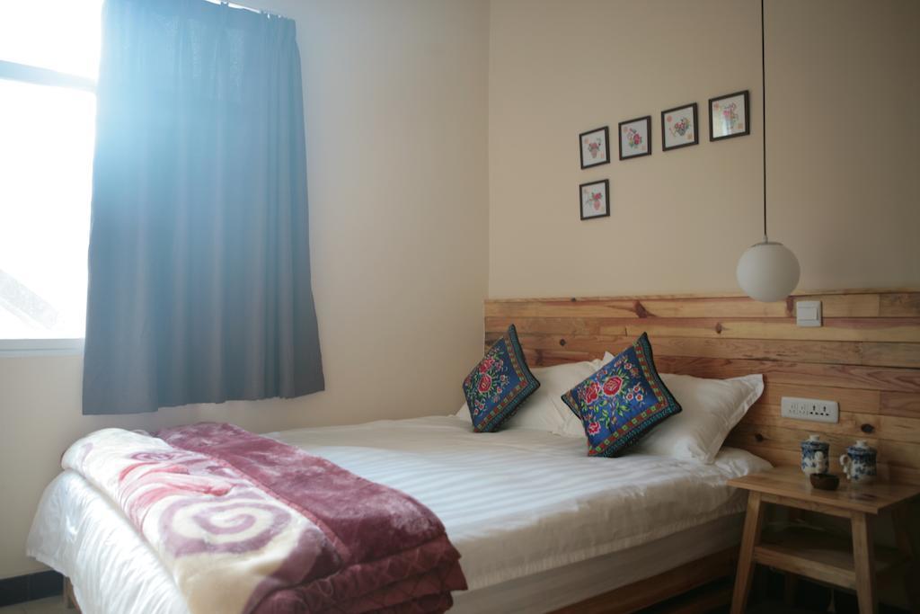 Flowers Residence يوانيانغ الغرفة الصورة